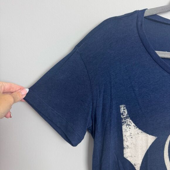 CHASER X DISNEY | NEW Navy Blue Mickey Mouse Graphic T-Shirt Women’s Size XS - Picture 3 of 8